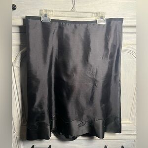 Vintage Stephan Janson Black Sleek Embroidered‎ Silk Skirt Classic Career